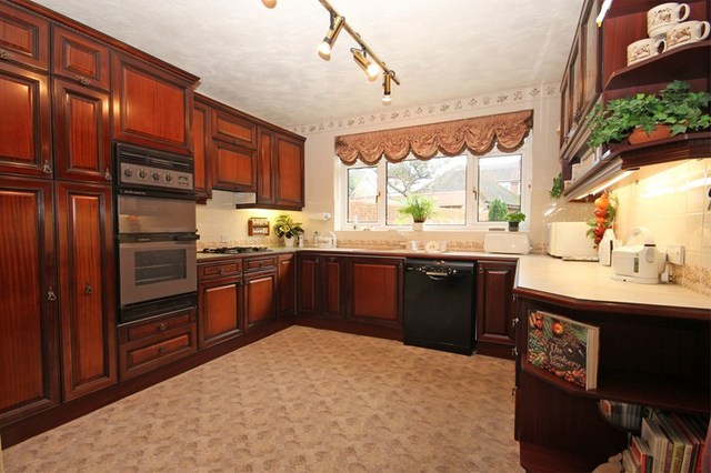  Image of 4 bedroom Detached house for sale in Byron Road Pokesdown Bournemouth BH5 at Byron Road Boscombe Manor Bournemouth, BH5 1JD