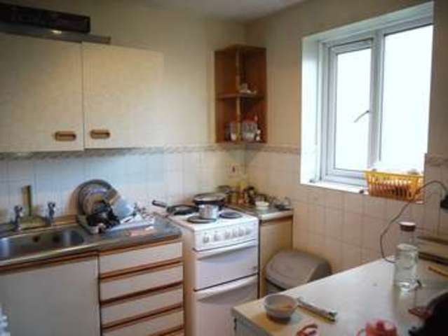  Image of 1 bedroom Flat to rent in Byron Road Eastleigh SO50 at Byron Road  Eastleigh, SO50 4ND