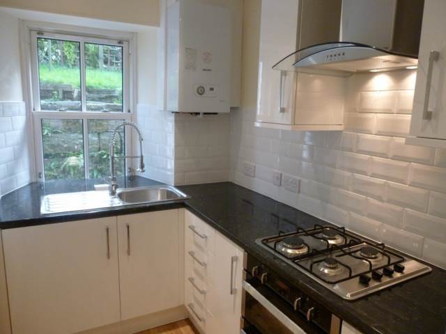  Image of 1 bedroom Flat to rent in Caddells Row Edinburgh EH4 at Cramond Edinburgh Edinburgh, EH4 6HY