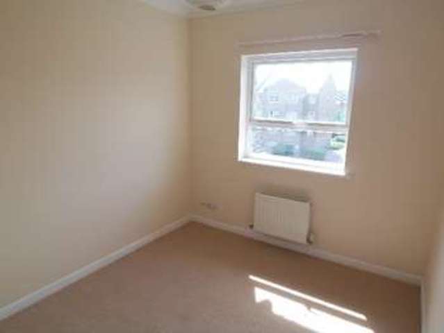  Image of 2 bedroom Flat for sale in Schooner Close London E14 at 34 Schooner Close  London, E14 3GQ