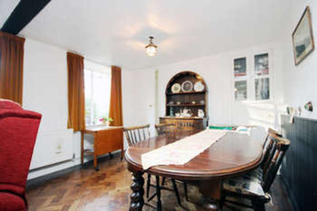  Image of 4 bedroom Cottage for sale in Old Romsey Road Cadnam Southampton SO40 at Cadnam Hampshire, SO40 2NP