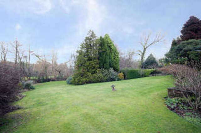  Image of 4 bedroom Cottage for sale in Old Romsey Road Cadnam Southampton SO40 at Cadnam Hampshire, SO40 2NP