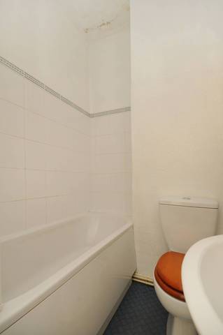  Image of 1 bedroom Flat for sale in Cadogan Terrace London E9 at Cadogan Terrace  Victoria Park, E9 5HP