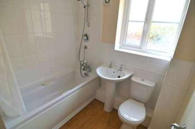  Image of 2 bedroom Flat to rent in Cairn Brae Newton-Le-Willows WA12 at Cairn Brae  Newton Le Willows, WA12 9FW