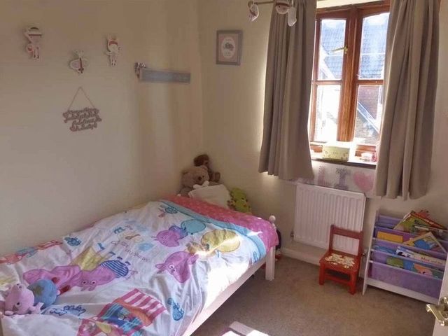  Image of 4 bedroom Detached house for sale in Biscay Gardens Caister-on-Sea Great Yarmouth NR30 at Biscay Gardens Caister-on-Sea Great Yarmouth, NR30 5TW