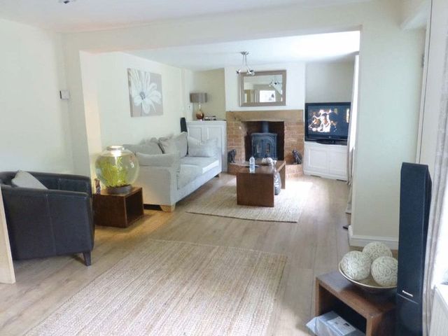  Image of 4 bedroom Detached house for sale in Yarmouth Road Caister-on-Sea Great Yarmouth NR30 at Yarmouth Road Caister-on-Sea Great Yarmouth, NR30 5BU