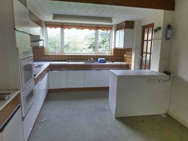  Image of 2 bedroom Detached house for sale in Caister Sands Avenue Caister-on-Sea Great Yarmouth NR30 at Caister Sands Avenue Caister-on-Sea Great Yarmouth, NR30 5PF