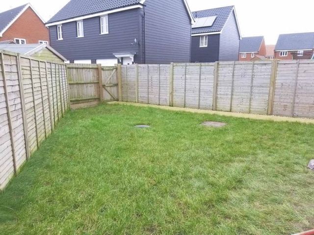  Image of 3 bedroom Detached house for sale in Great Close Caister-on-Sea Great Yarmouth NR30 at Charlock Close Caister-On-Sea Great Yarmouth, NR30 5BJ