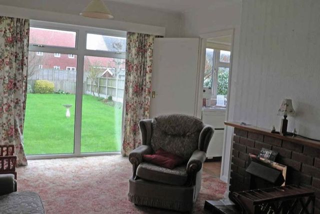  Image of 2 bedroom Detached house for sale in Westerley Way Caister-on-Sea Great Yarmouth NR30 at Westerley Way Caister-On-Sea Great Yarmouth, NR30 5AJ