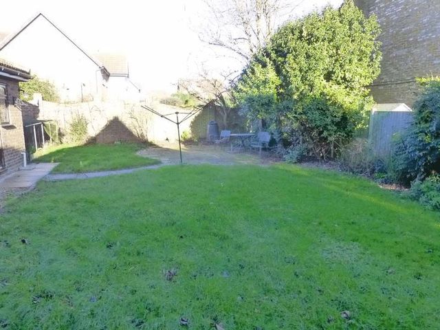  Image of 4 bedroom Detached house for sale in Diana Way Caister-on-Sea Great Yarmouth NR30 at Diana Way Caister-On-Sea Great Yarmouth, NR30 5TP