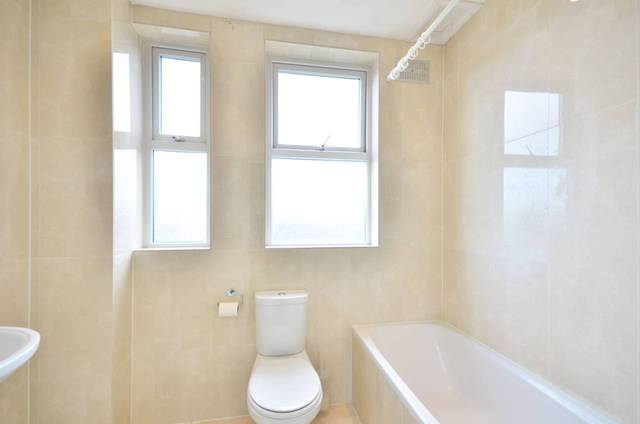  Image of 3 bedroom Detached house to rent in Caithness Road Mitcham CR4 at Caithness Road  Mitcham, CR4 2EW