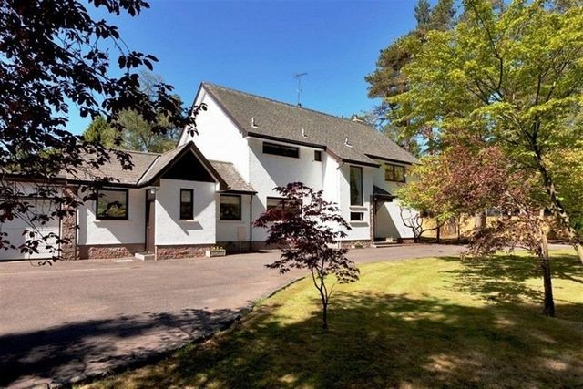  Image of 4 bedroom Detached house to rent in Caledonian Crescent Auchterarder PH3 at Crieff Perthshire Perthshire, PH3 1NG