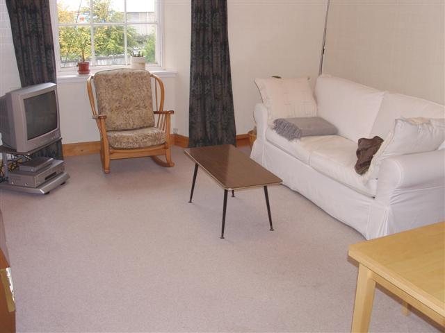  Image of 1 bedroom Flat to rent in Caledonian Crescent Edinburgh EH11 at Dalry Edinburgh Edinburgh, EH11 2AH