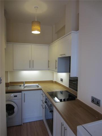  Image of 1 bedroom Flat to rent in Caledonian Crescent Edinburgh EH11 at Dalry Edinburgh Edinburgh, EH11 2DB