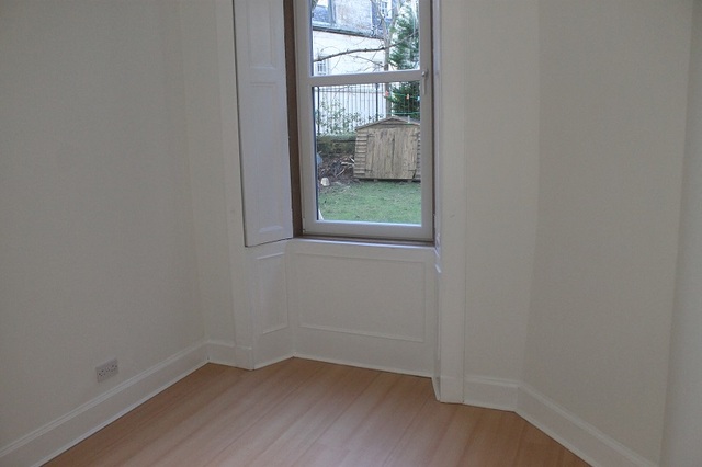  Image of 2 bedroom Flat to rent in Caledonian Place Edinburgh EH11 at Dalry Edinburgh Edinburgh, EH11 2AS