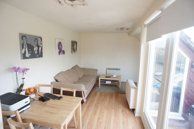  Image of 1 bedroom Flat for sale in Calvert Drive Pitsea Basildon SS13 at Calvert Drive  Basildon, SS13 1TB