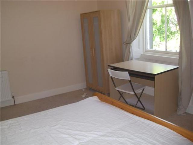  Image of 5 bedroom Terraced house to rent in Cameron Park Edinburgh EH16 at Cameron Toll Edinburgh Edinburgh, EH16 5JY
