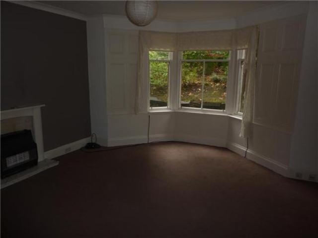  Image of 2 bedroom Flat to rent in Camphill Avenue Shawlands Glasgow G41 at Southside Glasgow Glasgow, G41 3AY