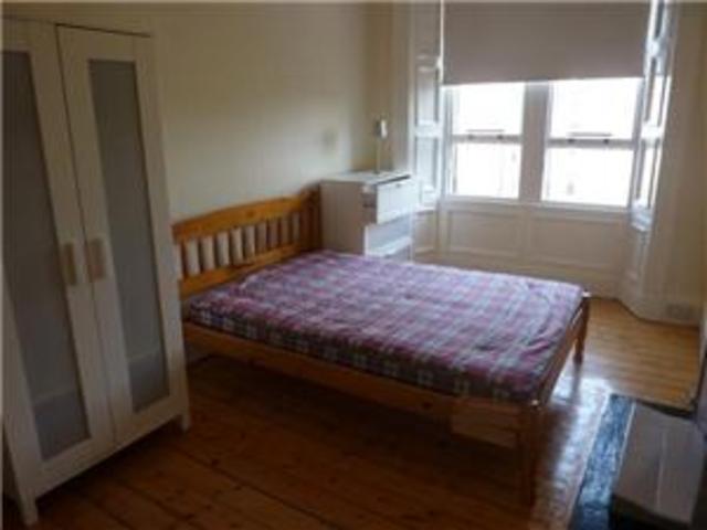 Image of 2 bedroom Flat to rent in Canaan Lane Edinburgh EH10 at Morningside Edinburgh Edinburgh, EH10 4SY