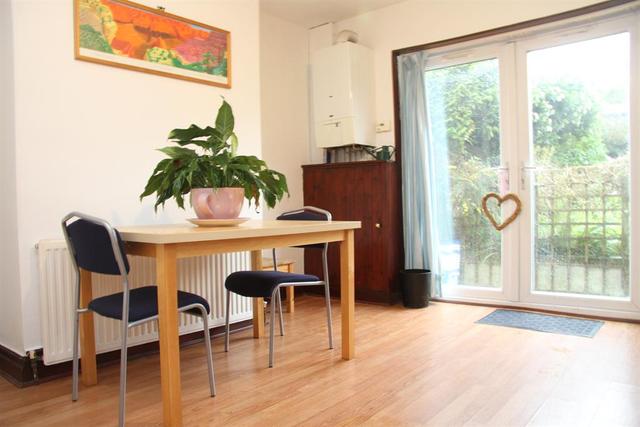  Image of 3 bedroom Terraced house for sale in Canada Crescent Rawdon Leeds LS19 at Rawdon Leeds Rawdon, LS19 6LT