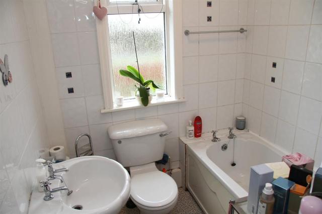  Image of 3 bedroom Terraced house for sale in Canada Crescent Rawdon Leeds LS19 at Rawdon Leeds Rawdon, LS19 6LT