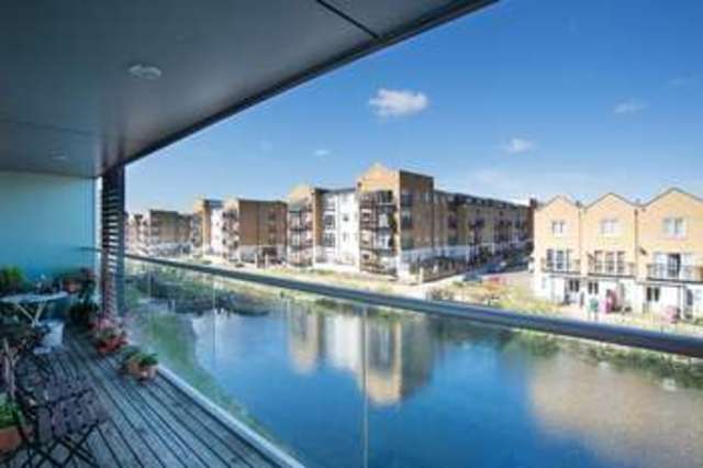 Image of 2 bedroom Flat for sale in Copperfield Road London E3 at Copperfield Road  Mile End, E3 4RL