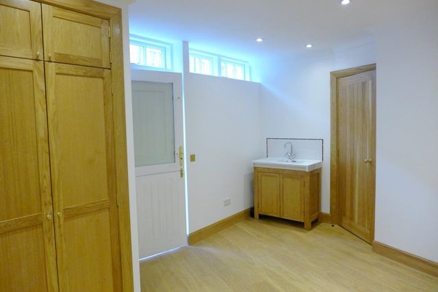  Image of 3 bedroom Detached house to rent in Canon Lane Edinburgh EH3 at New Town Edinburgh Edinburgh, EH3 5HD