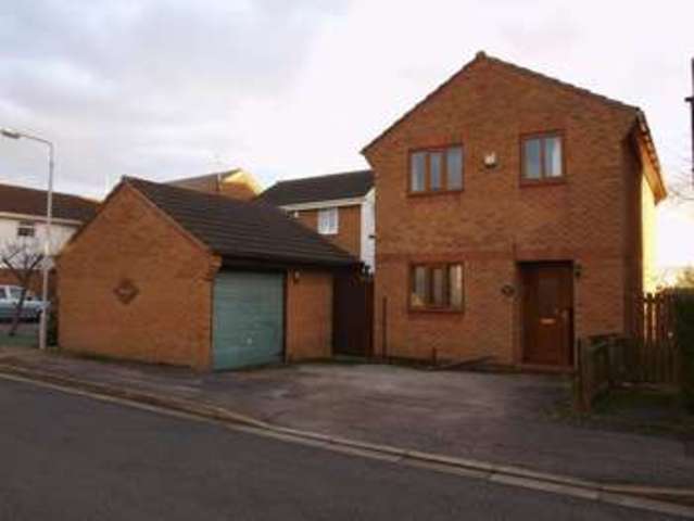 Image of 4 bedroom Detached house for sale in Cardinal Hinsley Close Newark NG24 at Cardinal Hinsley Close  Newark, NG24 4NQ