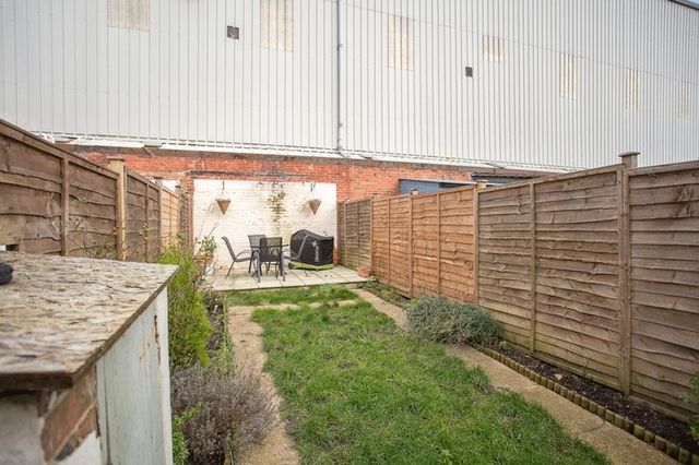  Image of 2 bedroom Terraced house for sale in Carisbrooke Road Southsea PO4 at Carisbrooke Road  Southsea, PO4 8RF