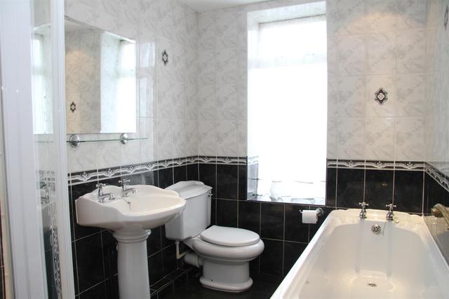  Image of 3 bedroom Terraced house for sale in Carlton Terrace Yeadon Leeds LS19 at Yeadon Leeds Yeadon, LS19 7ST
