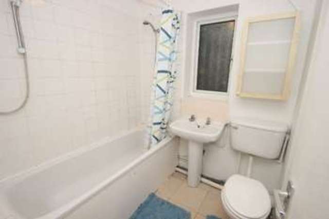  Image of 1 bedroom Flat to rent in Carolina Close London E15 at Carolina Close  London, E15 1JR