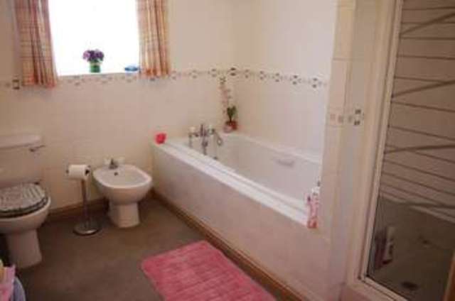  Image of 6 bedroom Detached house for sale in Carr Lane Goole DN14 at Goole East Yorkshire, DN14 6LY