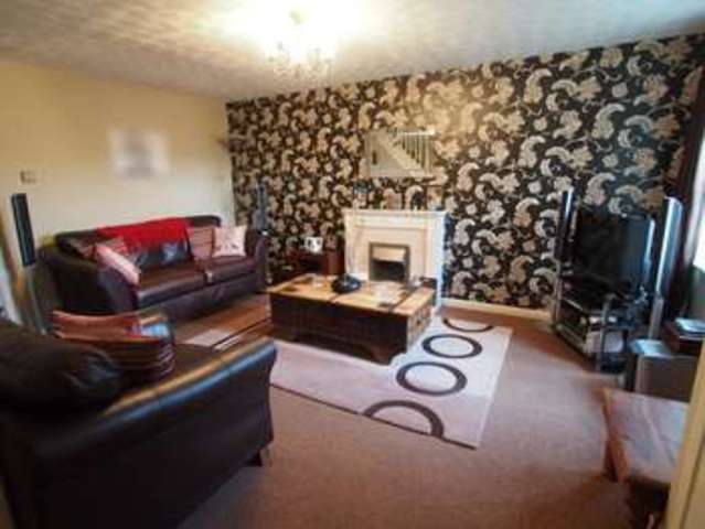  Image of 3 bedroom Semi-Detached house for sale in Carriers Meadow Chapel-En-Le-Frith High Peak SK23 at Chapel-en-le-Frith  High Peak, SK23 0JT