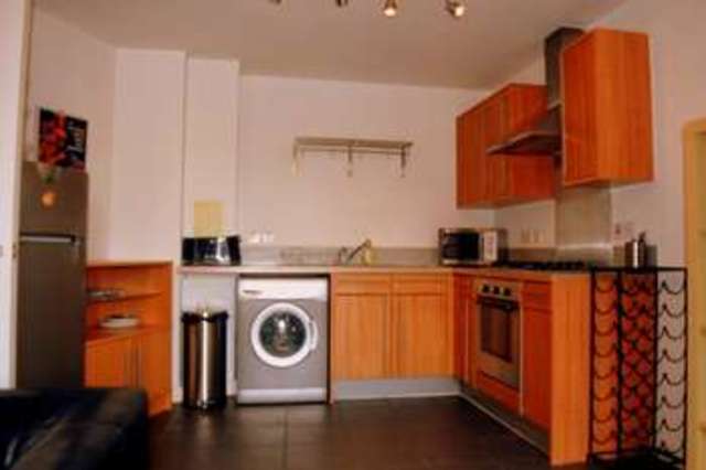  Image of 2 bedroom Flat to rent in Carronade Court Eden Grove London N7 at Carronade Court, Eden Grove, Holloway  London, N7 8EP