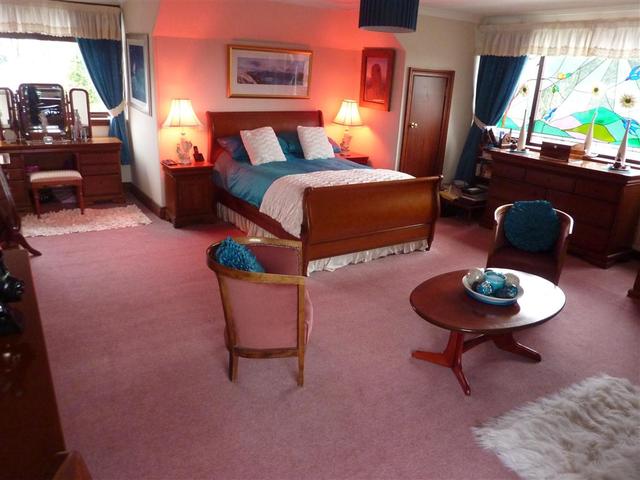  Image of 4 bedroom Flat to rent in Carse View Drive Bearsden Glasgow G61 at Bearsden Glasgow Glasgow, G61 3NJ