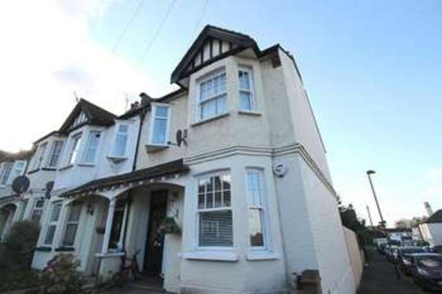 Image of 2 bedroom Flat to rent in Carshalton Grove Sutton SM1 at Sutton, SM1 4LY