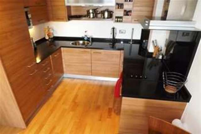  Image of 2 bedroom Flat to rent in The Boulevard Hunslet Leeds LS10 at Leeds, LS10 1HY