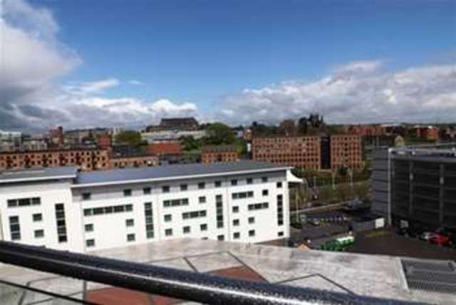  Image of 2 bedroom Flat to rent in The Boulevard Hunslet Leeds LS10 at Leeds, LS10 1HY
