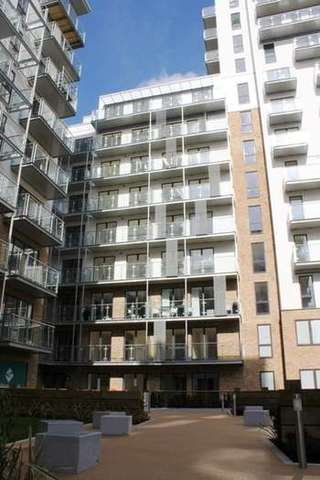  Image of 1 bedroom Flat to rent in Seven Sea Gardens London E3 at Ceram Court  Bow, E3 3GW