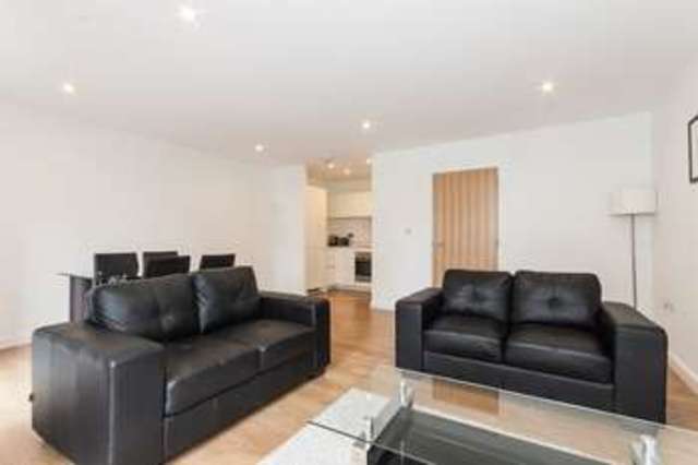  Image of 2 bedroom Flat to rent in Seven Sea Gardens London E3 at Kara Court  Bow, E3 3GX