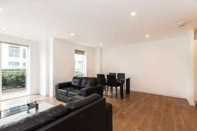  Image of 2 bedroom Flat to rent in Seven Sea Gardens London E3 at Kara Court  Bow, E3 3GX