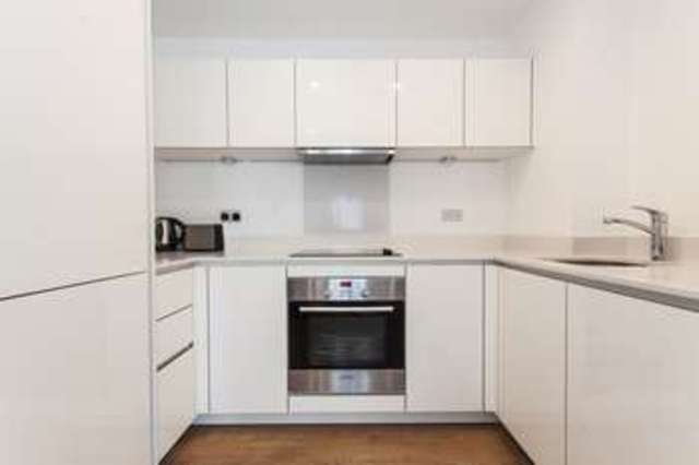  Image of 2 bedroom Flat to rent in Seven Sea Gardens London E3 at Kara Court  Bow, E3 3GX