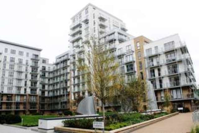  Image of 2 bedroom Flat to rent in Seven Sea Gardens London E3 at Kara Court  Bow, E3 3GX