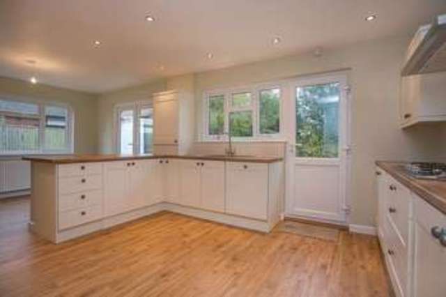  Image of 4 bedroom Detached house for sale in Castle Avenue Havant PO9 at Castle Avenue Warblington Havant, PO9 2RY