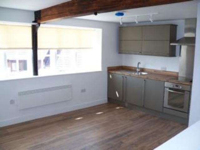  Image of Flat to rent in Lansdowne Hill Southampton SO14 at Lansdowne Hill  Southampton, SO14 2EQ