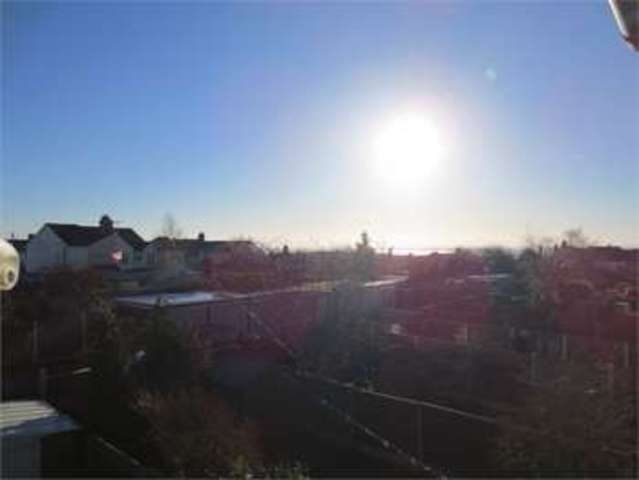  Image of 2 bedroom Flat to rent in Castle Lane Benfleet SS7 at Castle Lane Hadleigh Benfleet, SS7 2AL