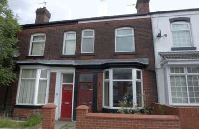  Image of 3 bedroom Terraced house for sale in Castle Street Bolton BL2 at Castle Street  Bolton, BL2 1AD