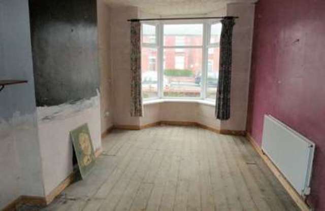  Image of 3 bedroom Terraced house for sale in Castle Street Bolton BL2 at Castle Street  Bolton, BL2 1AD