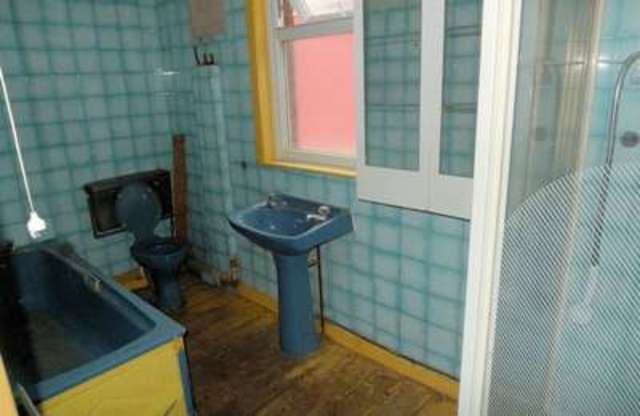  Image of 3 bedroom Terraced house for sale in Castle Street Bolton BL2 at Castle Street  Bolton, BL2 1AD