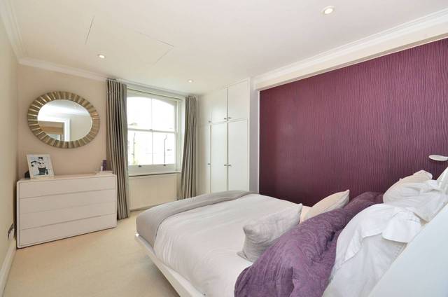  Image of 2 bedroom Flat for sale in Cathcart Road London SW10 at Cathcart Road  Chelsea, SW10 9JG